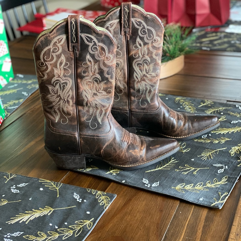 Ariat Western Boots / Like New / Size 7.5